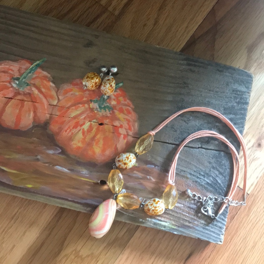 Peach Yellow Br Orange Statement Piece w/ Earrings
